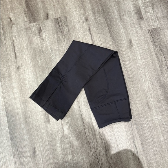 NWOT Lululemon black Cropped Leggings - Picture 7 of 10